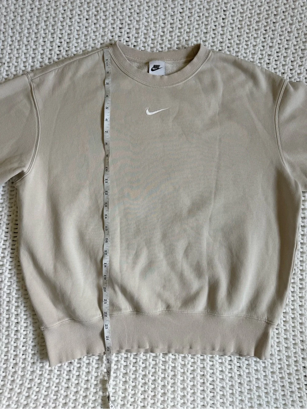 Nike Women's Crewneck Sweatshirt in Light Beige with White Swoosh
